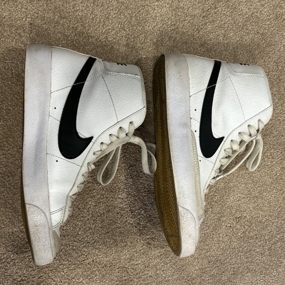 Youth Nike Blazer Mid ‘77 - Picture 4 of 9